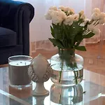 Leopoldo Apartment By Mamo Florence